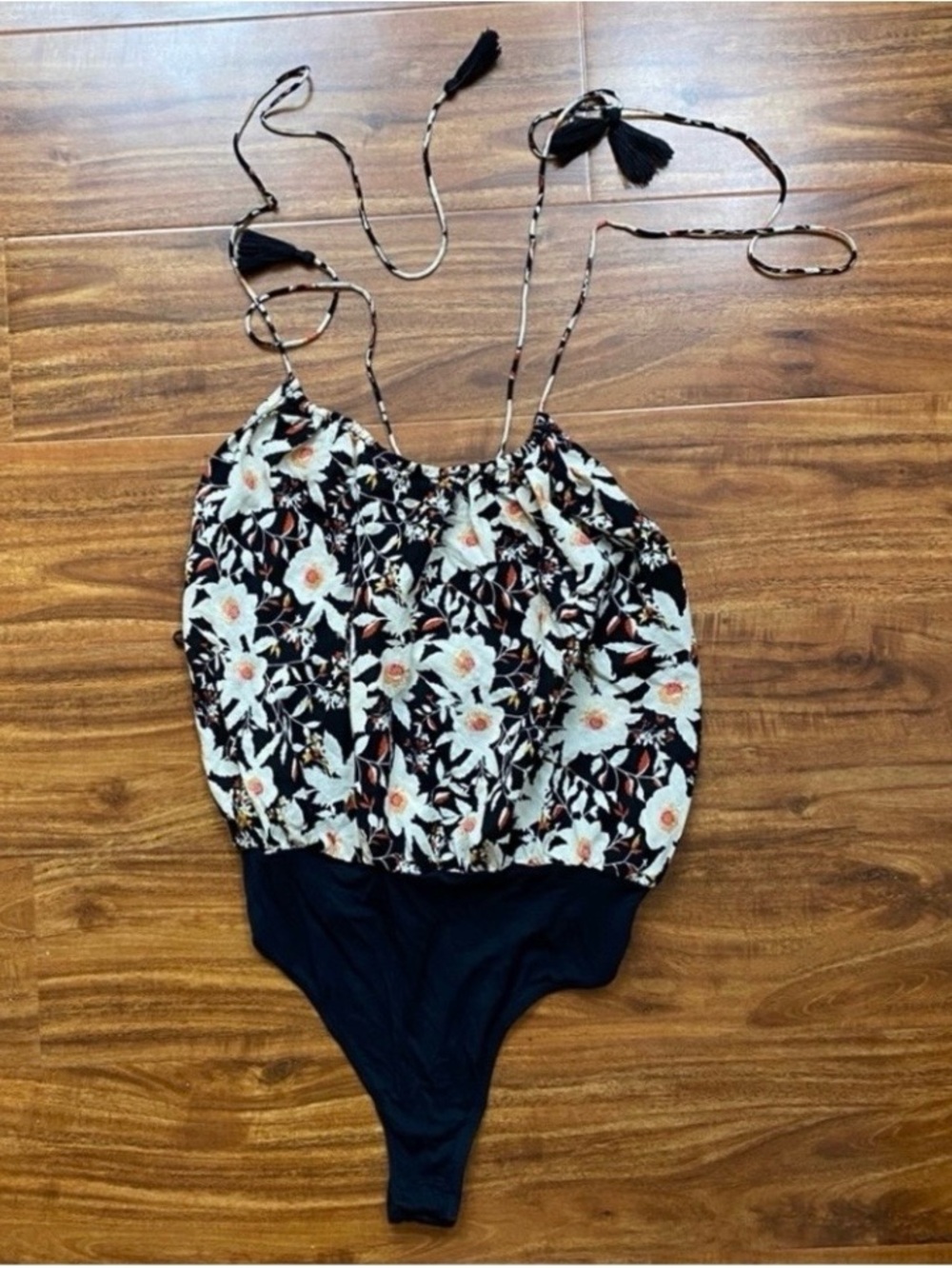 Free People Womens Black Cream Floral Liza Halter Strappy Bodysuit XS Girly Boho